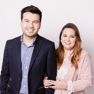 De Su Gracia — Eduardo y Valeria Izquierdo